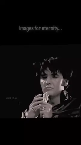 Elvis Presley ♥️♥️♥️♥️ The best the king ♥️♥️♥️♥️