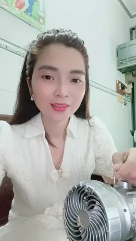 đèn tích điện năng lượng mặt trời 3 trong 1