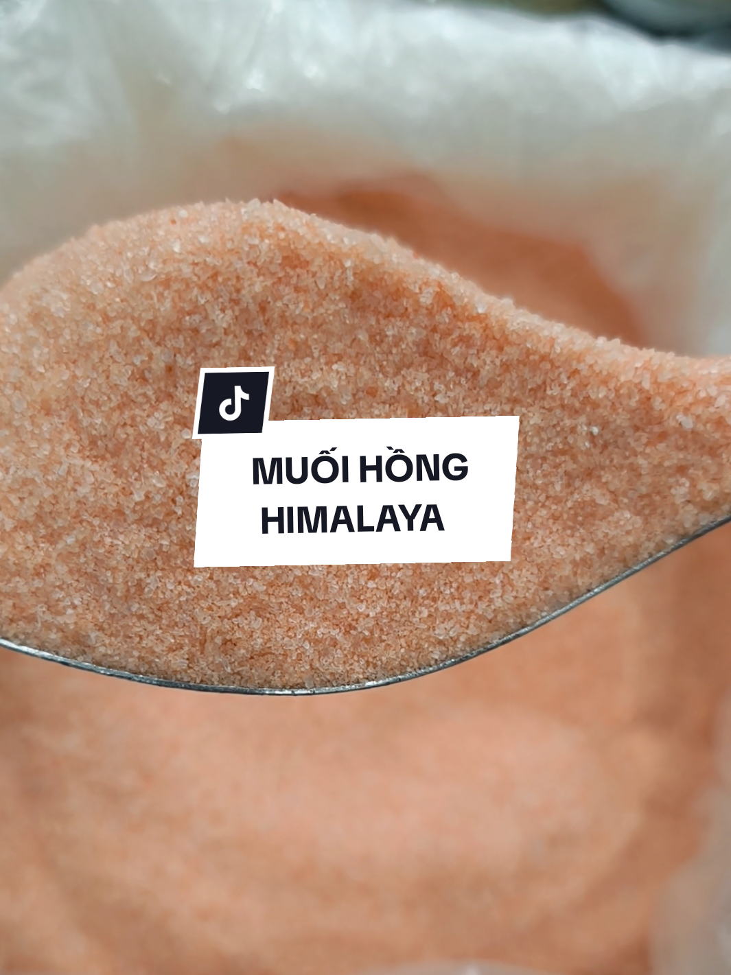 Muối hồng HIMALAYA được hình thành từ lâu dưới lòng dãy núi có nhiều khoáng chất, có vị mặn thanh ko gắt rất tốt cho sức khoẻ. #muoihong #himalaya #healthy #xuhuong #tiktokshop 