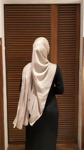 Feels like a hug, looks like confidence 🤍 The Timeless Fitted Dress by Joybasic — light, comfy, and flattering in all the right ways ✨ #wearjoybasic #fitteddress #dress #bajulebaran  @joybasic.id