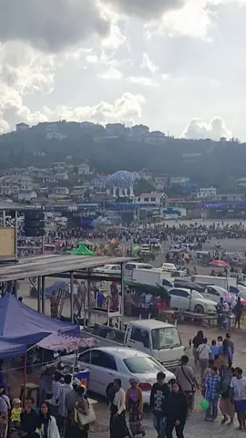 တောင်ကြှးတန်ဆောင်တိုင်မှာ ဆိုပါတော့ 