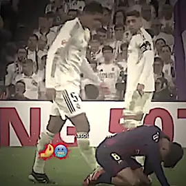 رکابەر نییە خۆی دەکاتە رکابەر😅#araujoisgoat #football #درافن⚜️ 