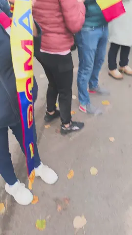 în fața poliției din Buftea, protestam împotriva perpetuării statului polițienesc condus de Predoiu și Florența. Calin Georgescu președinte! mucușor, la lada de gunoi a istoriei!