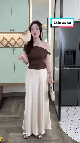Giờ mới biết chân váy lụa hack fom dáng như này #chanvaylua #chanvayluadangdai #chanvayluadai #chanvaydangdai #thoitrangnu 