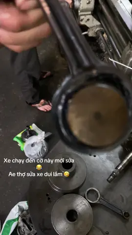 Làm xe mấy năm nay h mới gặp cảnh này luôn 🤣#sửachữa #thợmáy #sưaxe 