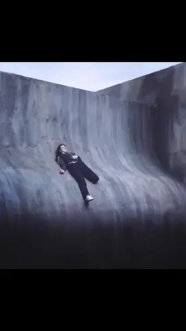 How did the woman fall onto this curved surface?#movie #film #tvshow #tiktokgemscontest #foryou 