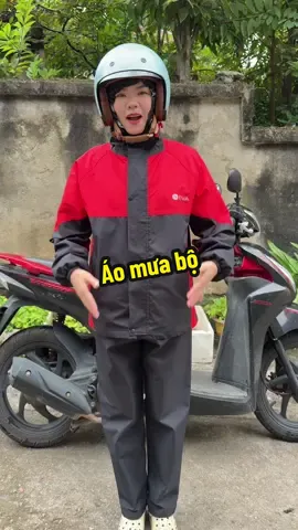 Vừa mưa vừa rét thì mặc gì đây các bác🤩 #mưa #aomua #aomuabo #trangruoiday #bão  @Trang ruồi đây  @Trang ruồi đây 