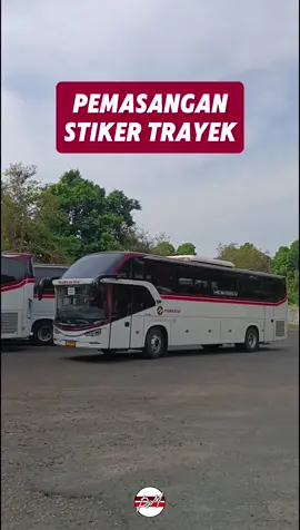 pemasangan stiker trayek kalideres - Kuningan #primajasa #primajasaperdanarayautama #kuningan #fyppppppppppppppppppppppp #fypage 