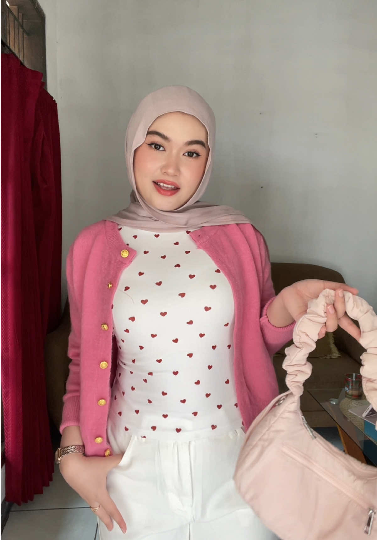 my favv ootd 💗😋 #outfitinspo #outfitideas #kaosmurah #kaos #OOTD 