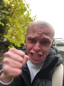 Де оно там кружит? 