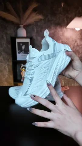 giày thể thao Nội địa Trung chạy bộ #mybangiay #giaynoidiatrung #giaychaybo #giaychaybothoangkhi 