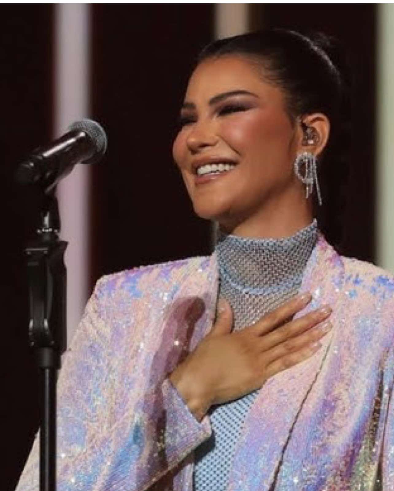 روحها حلوه عالمسرح وتبسطنا دايم 🤍✨✨ !                      #اميمة_طالب @Oumaima Taleb 