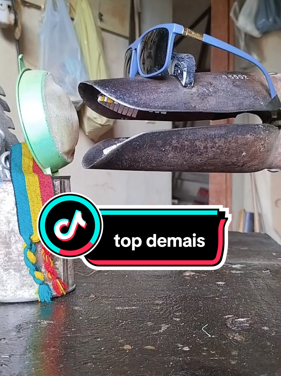 cavadeira a ferramenta que canta #cavadeira #dublagem #ferramenta 