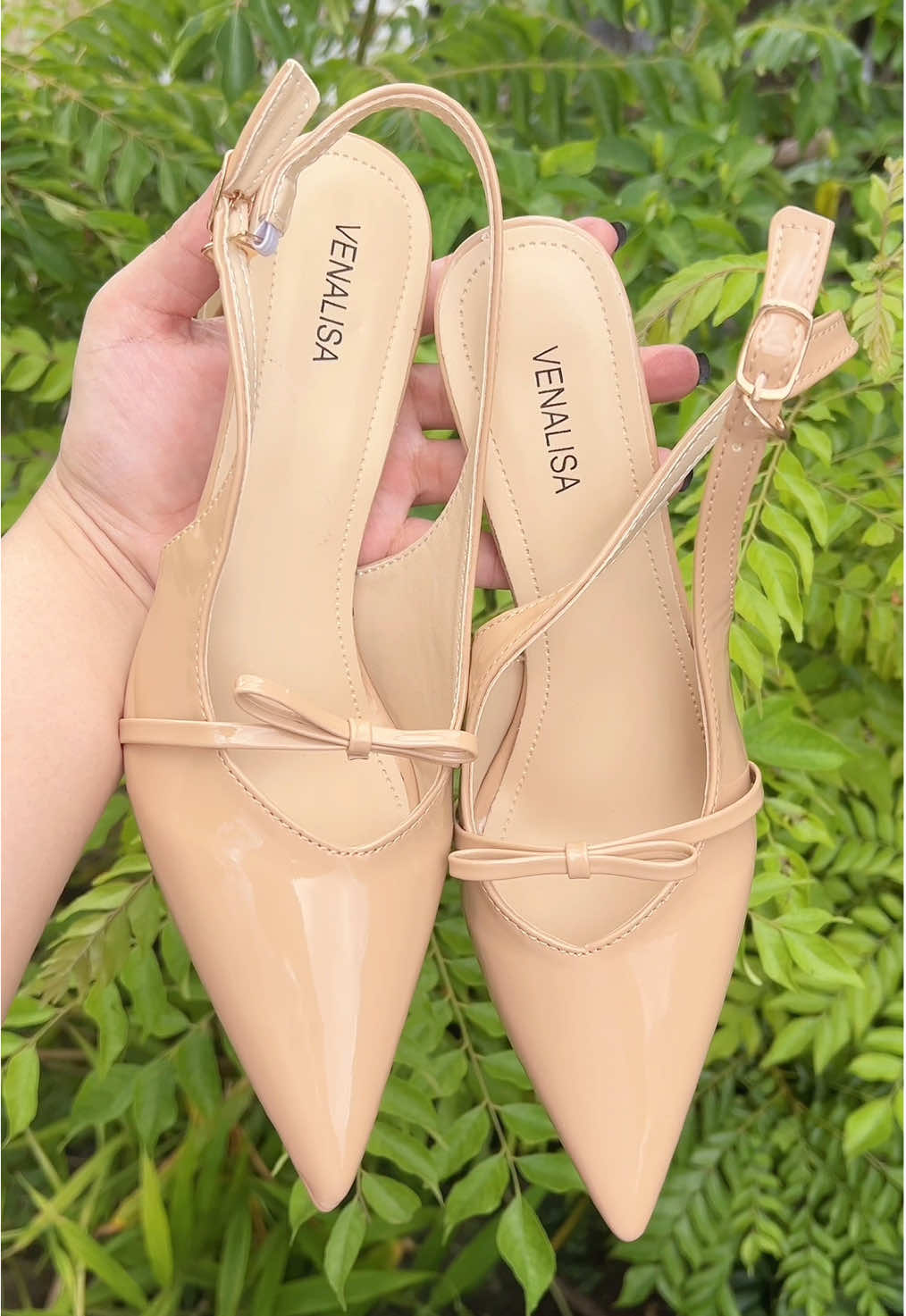 Comfortable, classy, and totally you dapatkan Venalisa sekarang! #heelswanita #venalisa #heelselegant  #creatorsearchinsights 