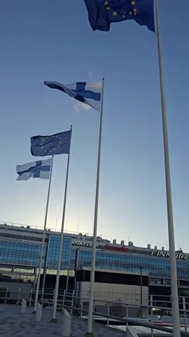 #in finland 🇫🇮 ❤️#Helsinki airport # Finland airport #hilsinkifinland🇫🇮 #suomitiktok #عرب_تيك_توك #مالي_خلق_احط_هاشتاقات #مصراته_الصمود🇱🇾🇱🇾🔥😌 #veiwers #الشعب_الصيني_ماله_حل😂✌️ 