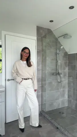 Big coat seasons finally here 🤎 #outfitinspo #longcoat #styleinspo #winterfashion #OOTD 