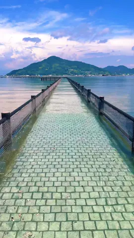 Ghibli-like Japanese landscapes🇯🇵🌊 1.Etajima / 江田島　2.Ginzan Onsen / 銀山温泉　3.Abuto Kannon / 阿武兎観音　4.Shima Onsen / 四万温泉 Please follow 👉@japan_walker_    Please Share 🥰🙏✨ #japan #銀山温泉#かきghibli #anime　#hiroshima      