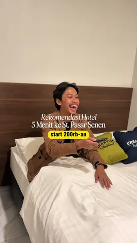 Rekomendasi hotel budget 5 menit ke st senen Bingung ke Jakarta mau main ke Kemayoran atau Jakpus dan nginep dimana? Mending stay c di Urban View Senen  Biar makin hemat download aplikasi RedDoorz buat booking dan join RedClub #BukaSemuaPintu #RedTravelers #URBANVIEWbyRedDoorz #UrbanViewSenen #spotseekerid 
