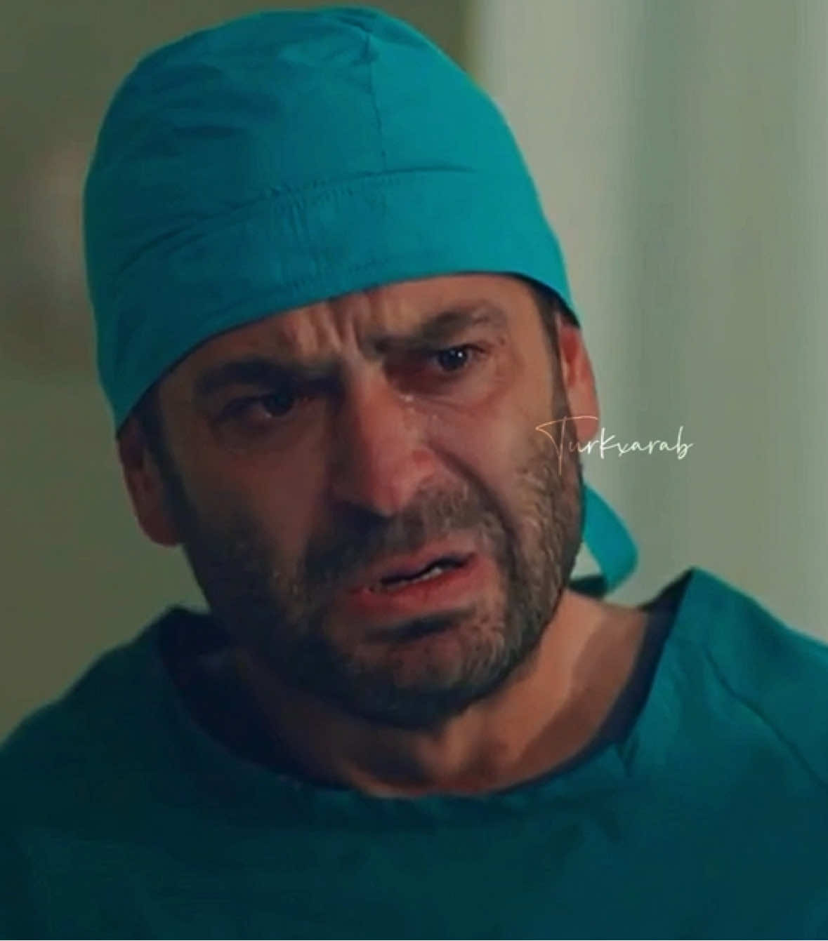 ماراح أتخطى خوف جيهان عليها أبدا 🥺❤️#مسلسلات_تركية #جيهان_عليا #المدينه_البعيده #uzaksehir #اكسبلور 