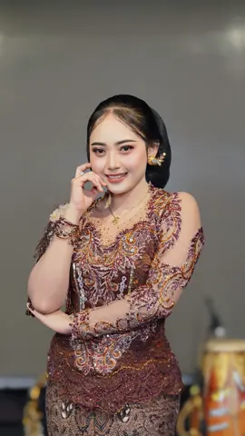 Di Bajang sudah Release bosss 😄#silvykumalasari #apakabarmantan #fyp #berkahtalenta #apakabarwongsengtautaksayang @Silvy Kumalasari @KBL_RMX @fajar_aroma @sigit_mbeng 