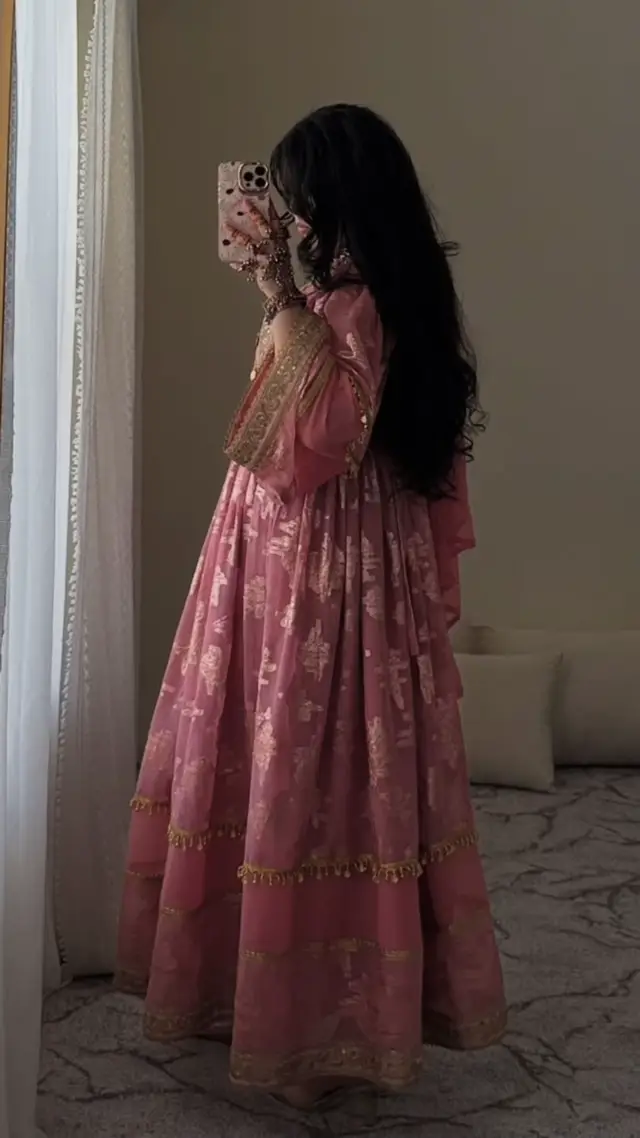 @マリク・ヤシーン・カーン 