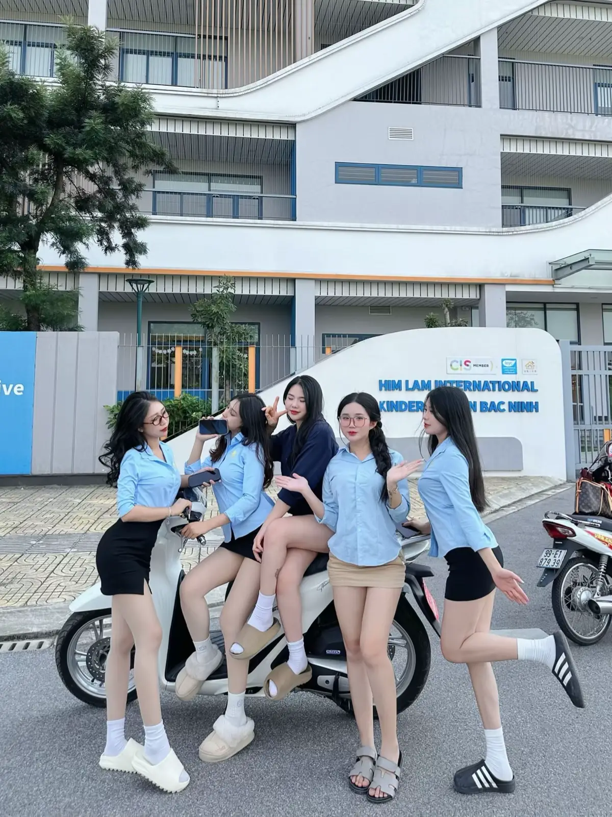 Đội Hr nhà gái HTQ chào nhà trai 😉#xuhuongtiktok #add 