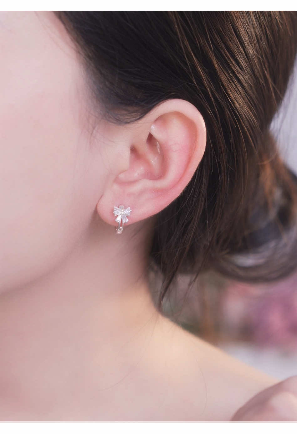 B0102 Khuyên tai bạc nữ dáng tròn nơ mini xinh xắn 10mm, đeo lên là auto dễ thương chuẩn style gen Z ✨ #daychuyenbactlee #lactaybactlee #tleejewelry #khuyentaibactlee #trangsuc 