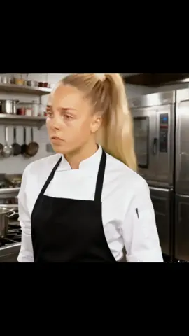 Funny Moments in Women's Football #football #funny #bongda 