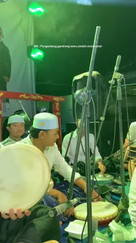 wes ta pwenak poll #sholawat #gendingbanyuwangi #gusdhandy #gandrungnabi #rindunabi 