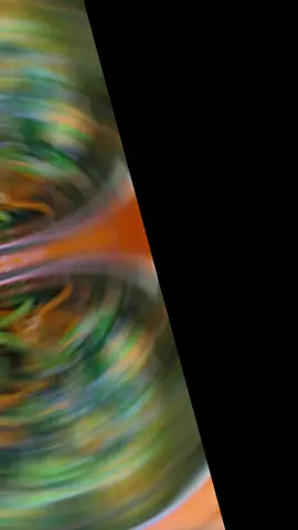 晚餐的时刻✨😘 减脂期间可以吃菠菜炒红萝卜，这是一道低热量、高营养的优质菜品，非常适合减脂期食用。