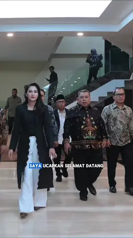 Malam ini bukan cuma soal jamuan, tapi soal trust dan teamwork. Malam yang penuh makna bersama Anggota VI BPK RI, Bapak Fathan Subchi, dan seluruh jajaran. kami ngobrol tentang bagaimana bikin tata kelola keuangan daerah makin bersih, transparan, dan impactful buat rakyat. Bagi saya, transparansi bukan soal angka, tapi soal kejujuran dalam melayani rakyat. Kita boleh berbeda lembaga, tapi punya satu misi: memastikan setiap kebijakan dan rupiah anggaran benar-benar kembali untuk kesejahteraan masyarakat Maluku Utara. Terima kasih atas sinergi, kepercayaan, dan ruang belajar yang terus kita bangun bersama. Karena pemerintahan yang baik tak lahir dari kesempurnaan, tapi dari komitmen untuk terus berbenah. 🤝 #MalukuUtara #gubsherly #sherlylaos #MolokuKieRaha
