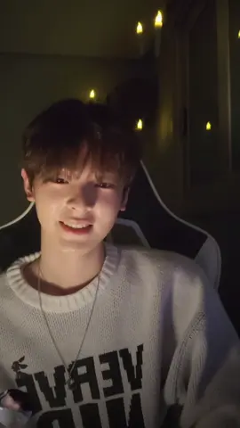 照れくさそうなシュガハイなにかわいすぎて死んでまう ウルシパも聴けて幸せ インスタライブありがとう😭💖 #KANGWOOJIN  #강우진 