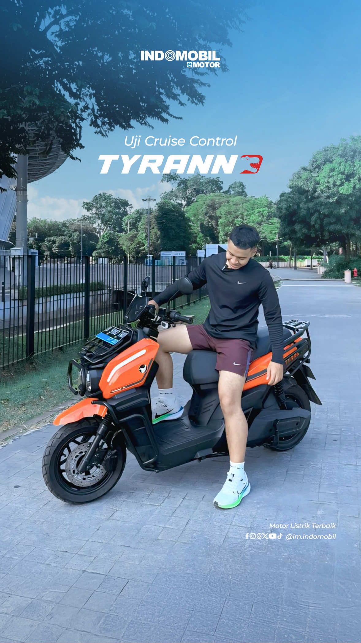 Pegang gas terus? Nggak perlu. 😎 Sekarang tinggal aktifin fitur Cruise Control di Tyranno — dan biarkan Tyranno ngatur kecepatannya sendiri. Mau riding jauh atau santai keliling kota, tangan tetap rileks, perjalanan pun makin nyaman ⚡🏍️ Teknologi yang bikin kamu ngerasa: “Wah, ini baru motor listrik masa depan.” #IMIndomobil #IndomobilEmotor #fyp #Tyranno