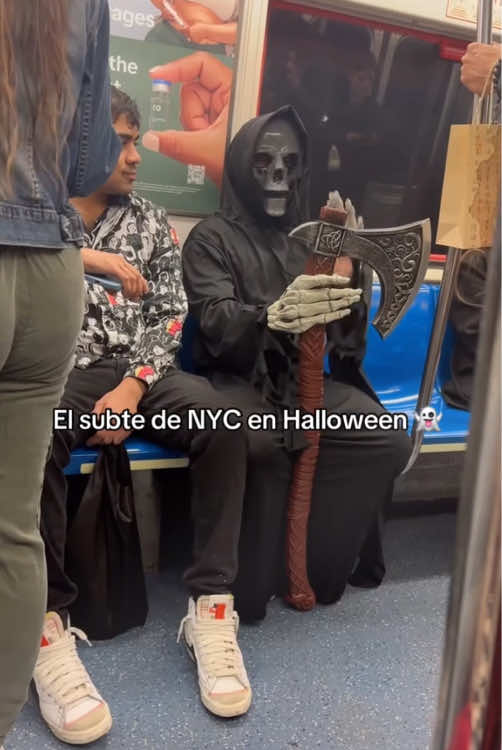 Look at how diverse the Halloween costumes are on the New Yourk subway! 🚊 🎃 #nyc #nycsubway #funnyvideos #halloweencostume #halloween 