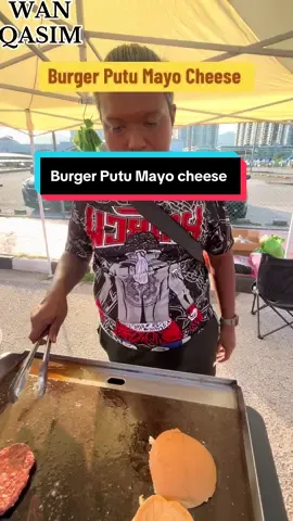 Burger putu mayo cheese by qasim burger sg ara..#burger #fyp #fypage #fy 