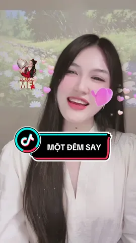 Lại gần hôn em, em sẽ để anh mặt trời  Lại gần hôn em, hay anh để em chơi vơi -  MỘT ĐÊM SAY - #livehighlights #tiktoklive 