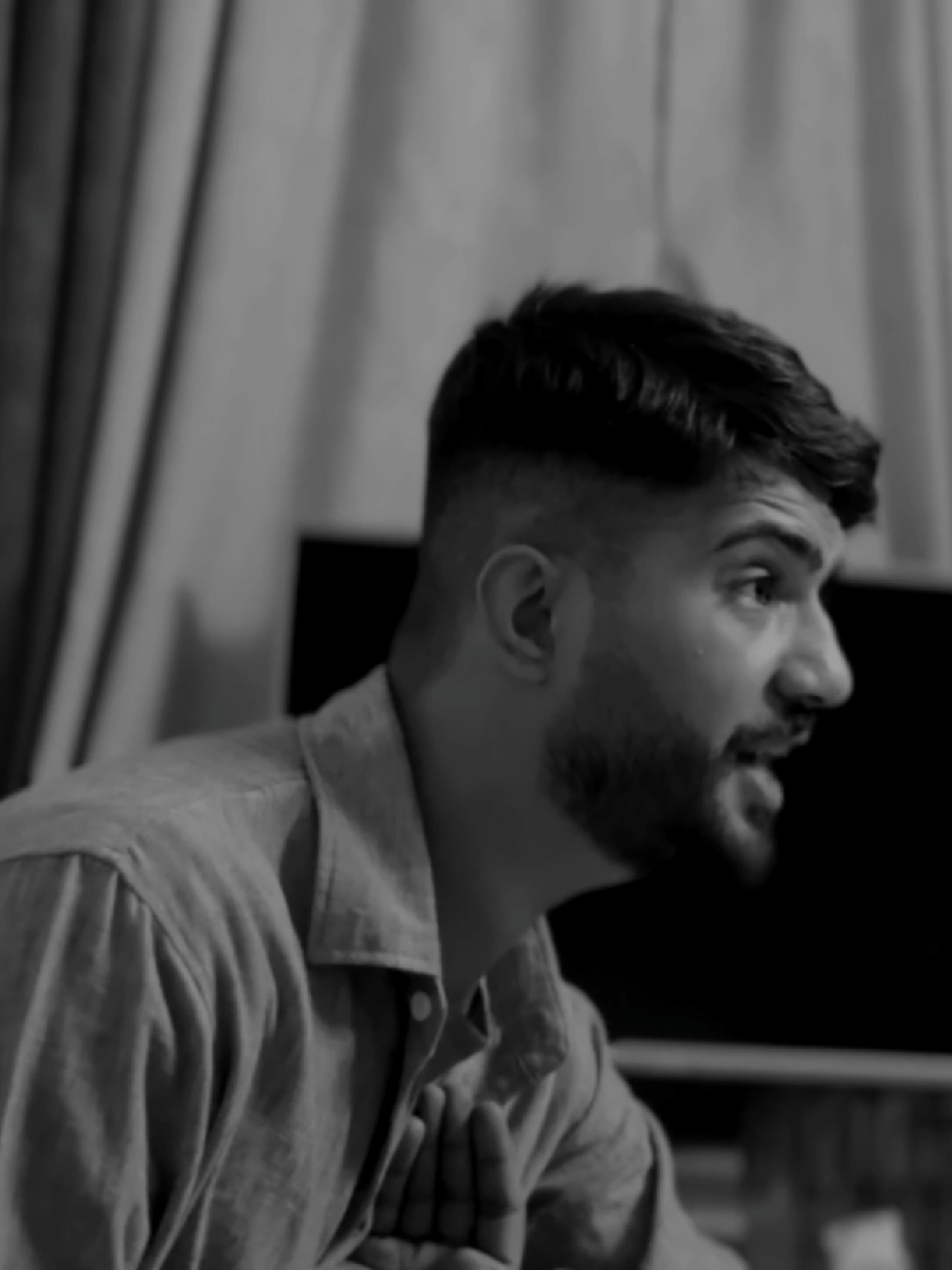 وهذا بدون تصميم مثل طلبتوا انزلة🤍 . . . . #علي_العربي #الشاعر_علي_العربي 