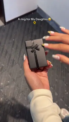 A ring for My Daughter🥹🌻#sunflower  #anxietyrelief #giftideas #fyp #anxietyrelief  #giftideas #gift #bffs #sunflower #ring #giftideas #bffs #fypppppp#worry #worryaboutyou