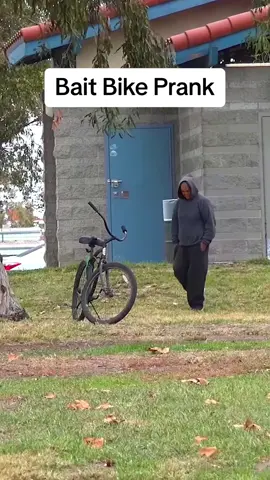 Kondisi terkini mushola PONPES Al Khoziny Sidoarjo ambruk saat salat ashar #jtvjember #evakuasi #sidoarjo #fyp #viral   