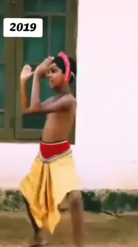 සිහින අරන් 🥴#dancing #viralvideo #srilanka #fyp #foryou @bully_ 🥀 @Kivein De Silva 🕊️💎 @Pasiya @Rashmika⚓️⚓️⚓️ Dilruk @MANURA @_RuZzA @sadeep lakshan @Hero 🏁💯 @ishara # @Shalu_. Shalu 