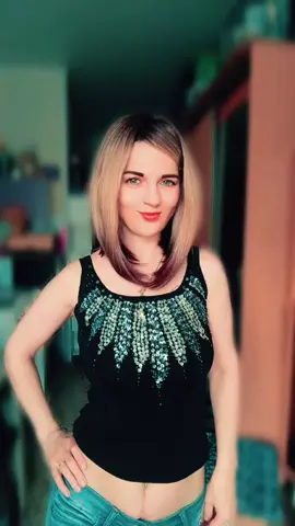 НЕ СМОГЛА ПРОЙТИ МИМО,🤭НЕ СУДИТЕ СТРОГО 😁