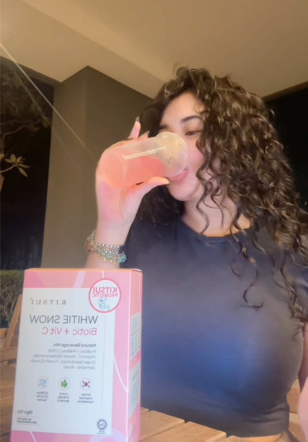 kalau ada 9 nyawa, mau sama aku ga? . anyway, back at it again with Kitsui Whitie Snow, halal tau! #kitsuimalaysia 