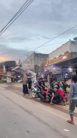 Lakalantas Hari ini tgl 28 oktober 2025, Stay safe guys lintas betung sedang tidak baik2 saja🥹 #fyp #betungbanyuasin #banyuasinterkini #lintasbetungpalembang