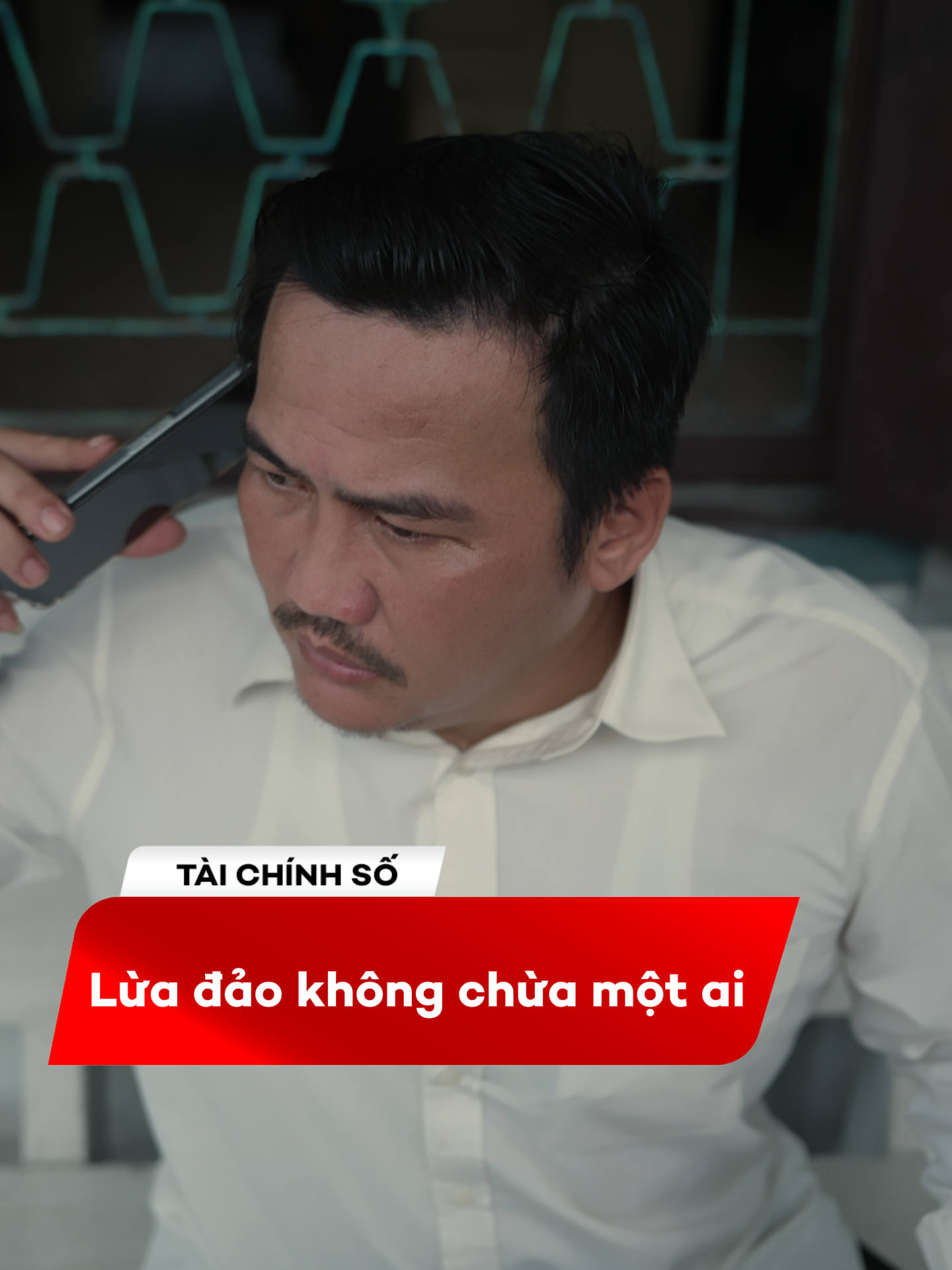 Lừa đảo có thể giả danh thành bất kỳ ai, tạo dựng những tình huống bạn không thể ngờ. Hãy cẩn trọng ‼️#SongVuiCungHomeCredit #HomeCreditVietNam #TaiChinhSoToanDien #HomeSmart #HieuVeTaiChinh #CanhBaoLuaDao