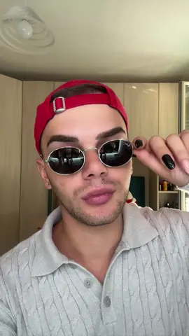 Ci hai provato ad affossarmi, alla fine sono tornata più forte di prima 💄