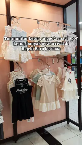 dress lucu ready lagi kak😍 #trenggalek24jam #serbuprodukbaru #outfitkekinian #fypage #fyp 