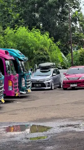 -+ 40unit elf long berjemur di planet bekasi selama 6hari kedepan #alhamdulillah #fyp #altafcarrental 