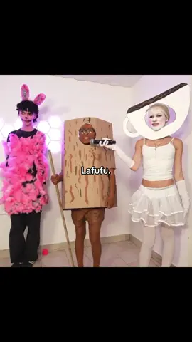 No puedo con el lafufu 😭 || #alondrissa #raineliss #alexomarr #lasyeguas 