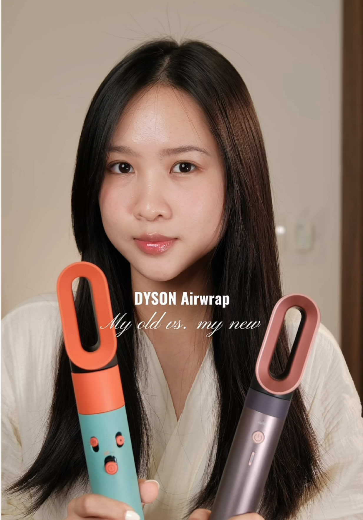 Thử tốc độ gió của Dyson Airwrap HS08 vs. HS09. Tất nhiên là mình mê bản mới hơn vì các đầu máy đã nâng cấp và đa dạng, mạnh mẽ hơn nữa