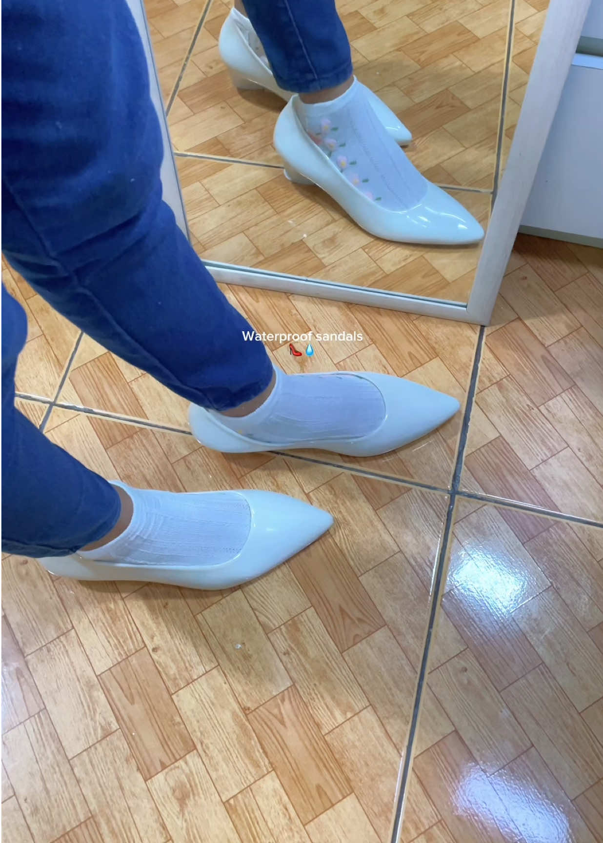 Waterproof sandals! #sandals #sandalsforwomen #heels #pointedheels 